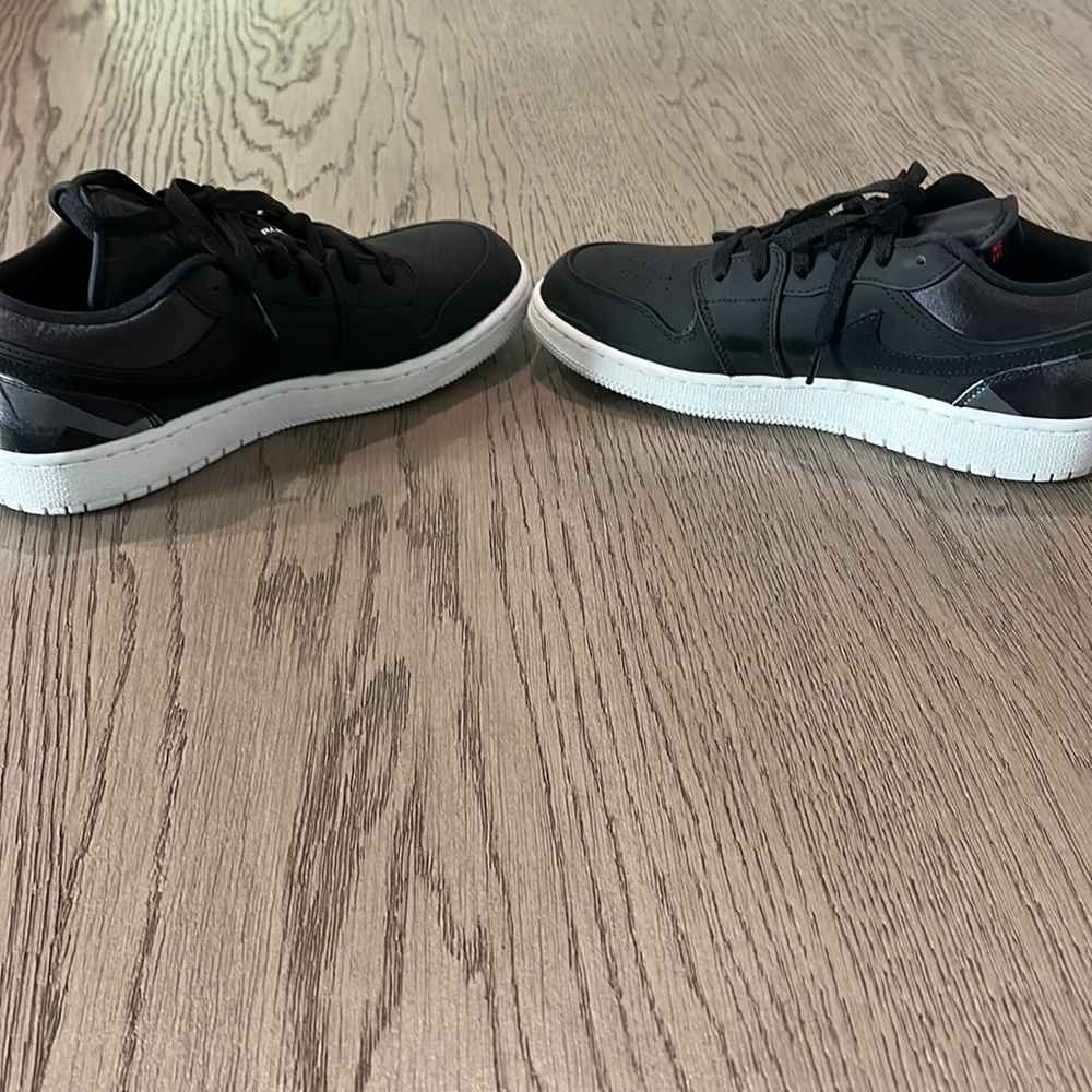 Nike Paris Saint-Germain x Air Jordan low black - Picture 2 of 9
